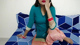 Hot beautiful Milf bhabhi roleplay lovemaking with on the level devar! Indian xxx saarabhabhi6 clear Hindi audio